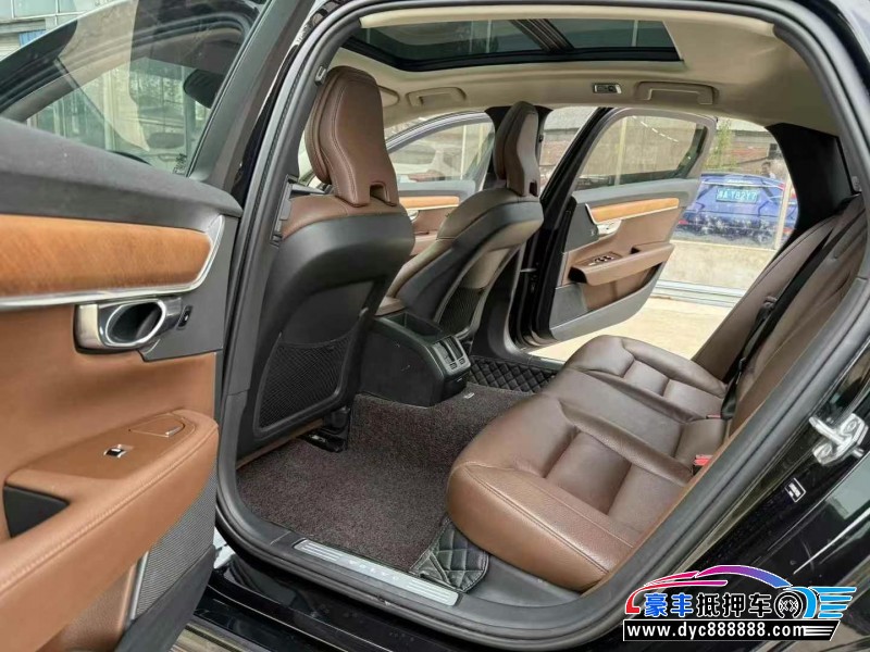 20年沃尔沃S90轿车抵押车出售