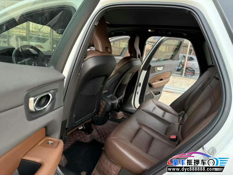 20年沃尔沃XC60轿车抵押车出售