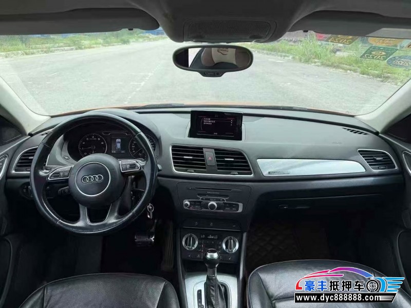 16年奥迪Q3轿车抵押车出售