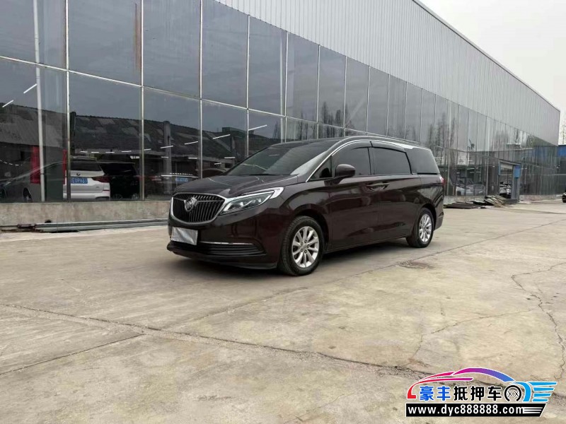 17年别克GL8轿车抵押车出售