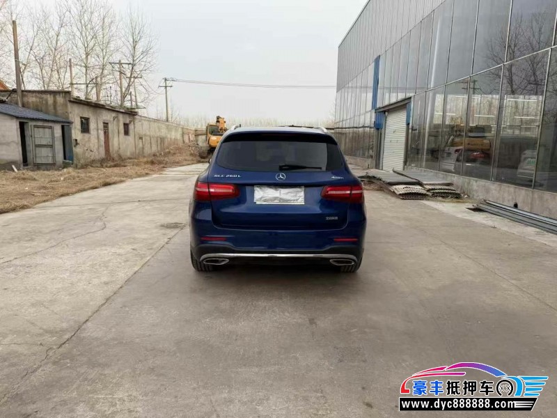 18年奔驰GLC轿车抵押车出售