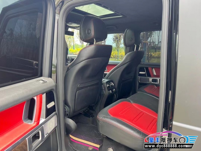 20年奔驰G轿车抵押车出售