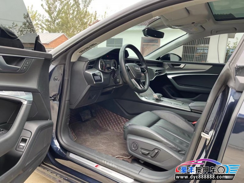 21年奥迪A7轿车抵押车出售