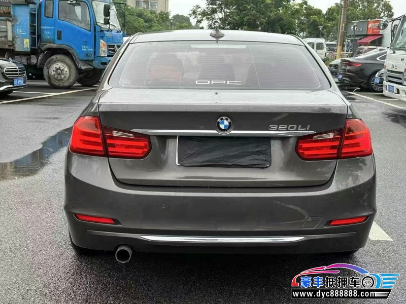 15年宝马3系轿车抵押车出售