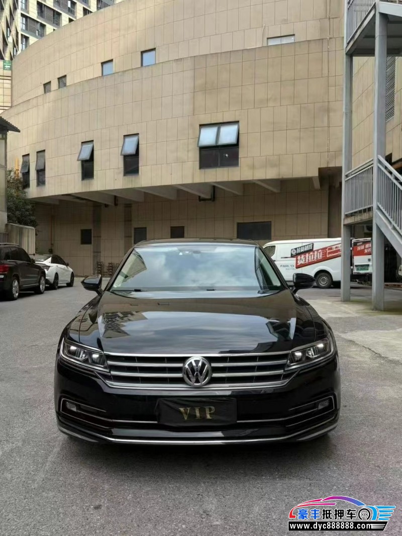 18年大众辉昂轿车抵押车出售