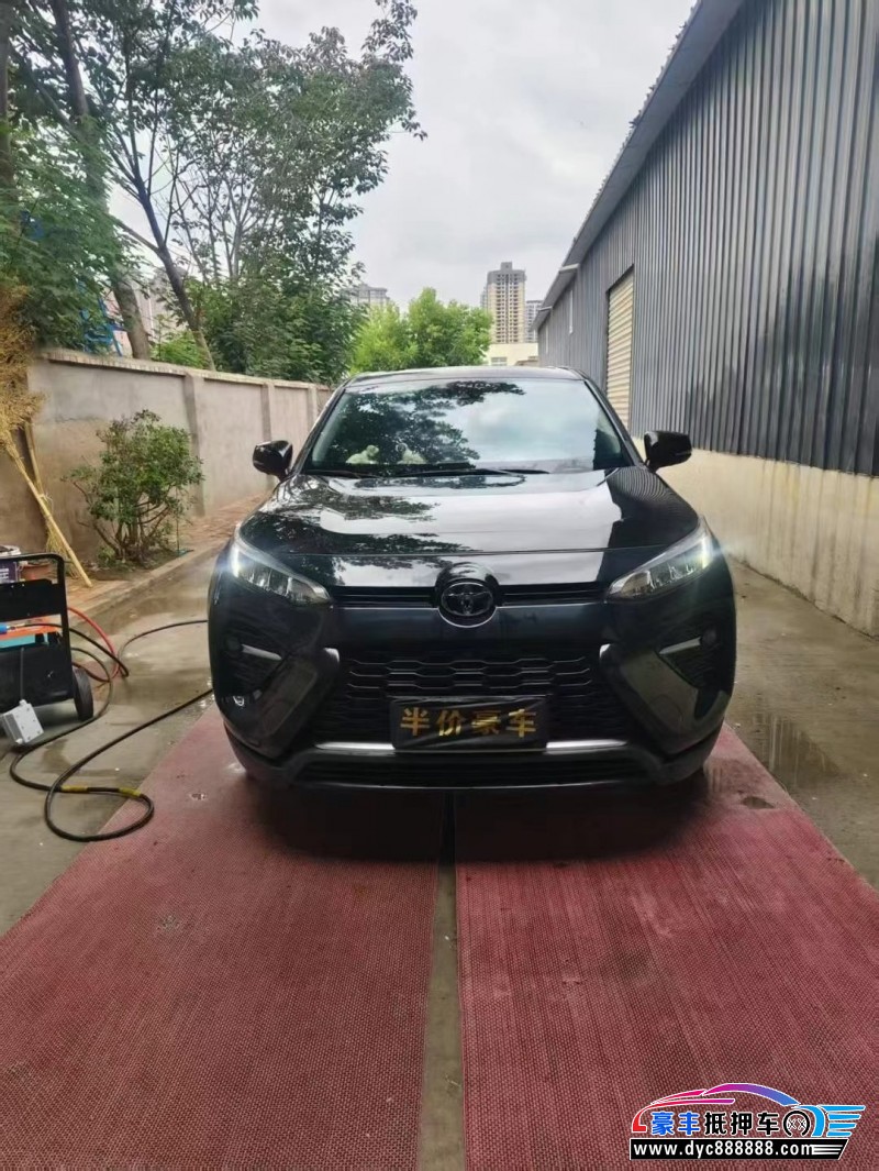 22年丰田威兰达轿车抵押车出售