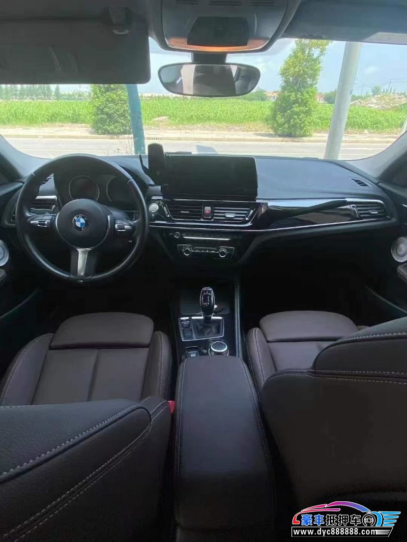 23年宝马1系轿车抵押车出售