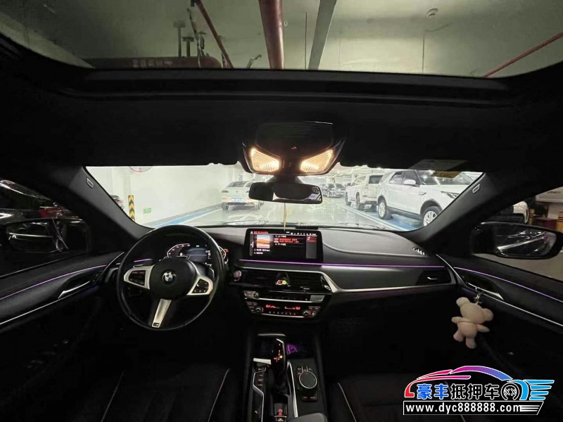 21年宝马5系轿车抵押车出售