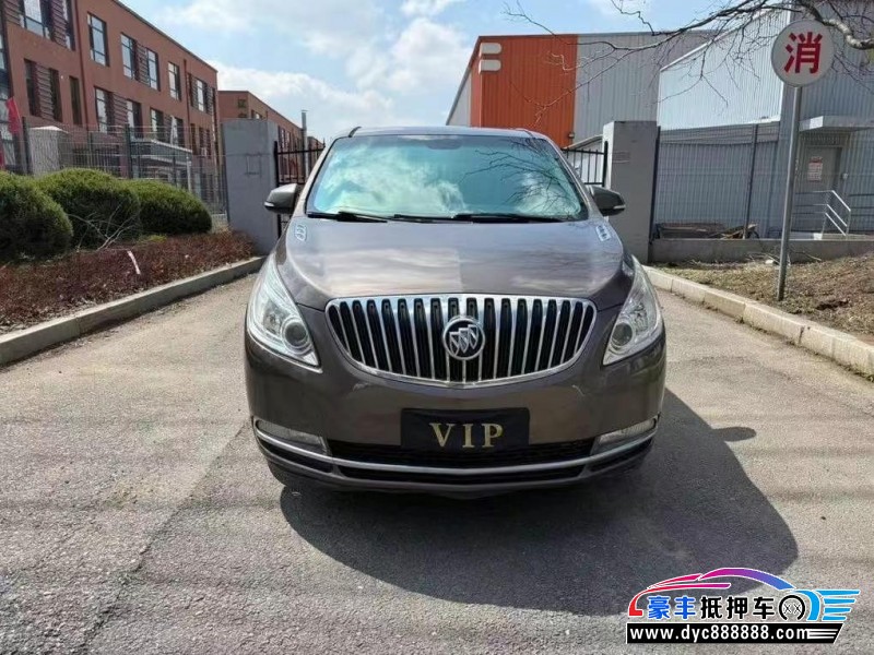 12年别克GL8轿车抵押车出售