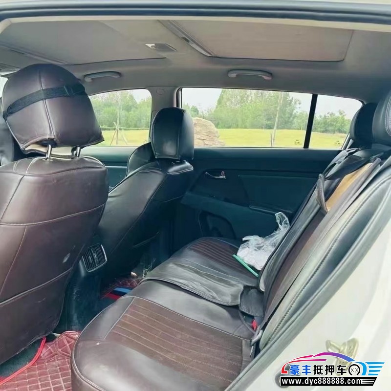 15年起亚智跑轿车抵押车出售