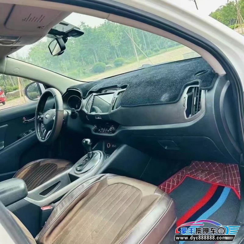 15年起亚智跑轿车抵押车出售