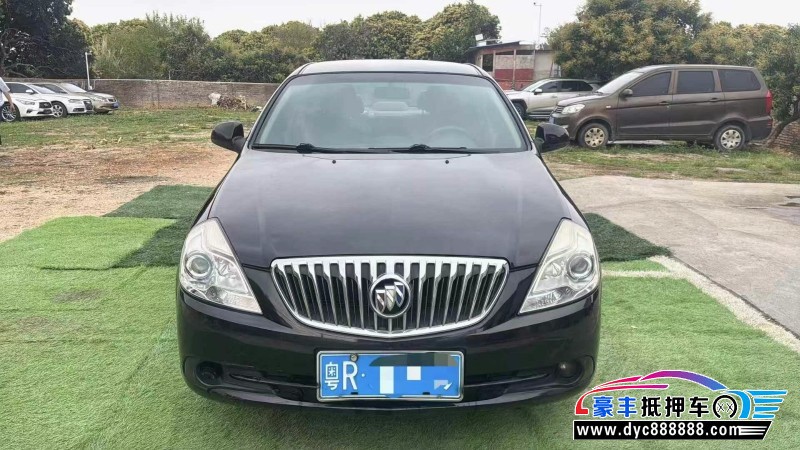 15年别克凯越轿车抵押车出售