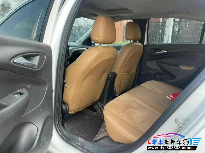 19年别克凯越轿车抵押车出售