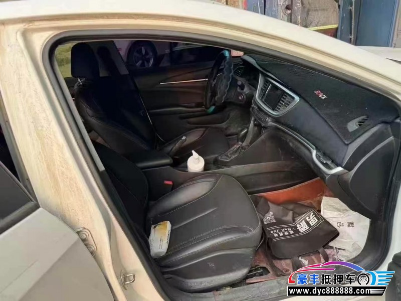 20年别克英朗轿车抵押车出售