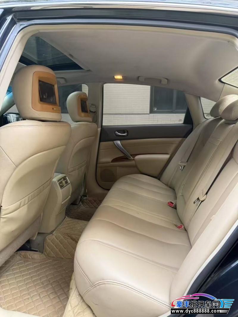 11年日产天籁轿车抵押车出售