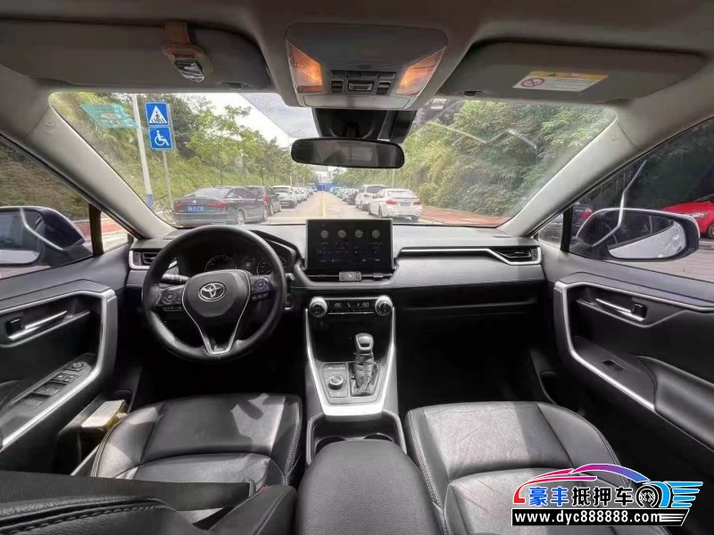 21年丰田威兰达轿车抵押车出售