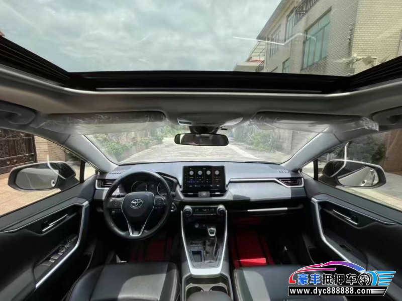 21年丰田威兰达轿车抵押车出售