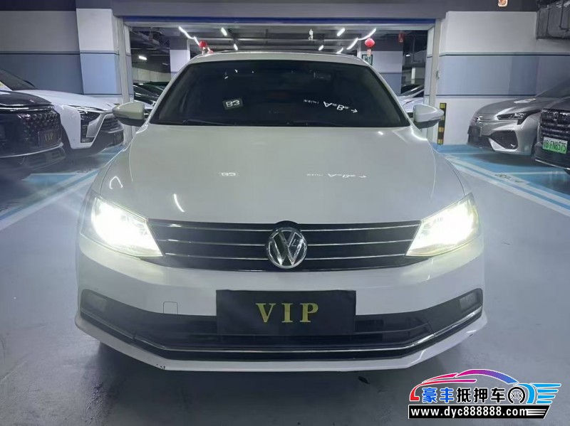 17年大众速腾轿车抵押车出售