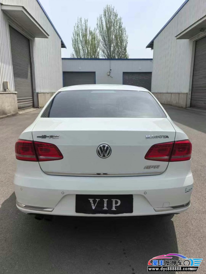 14年大众迈腾轿车抵押车出售