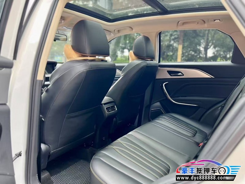 24年奔腾T77轿车抵押车出售