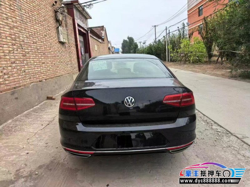 18年大众迈腾轿车抵押车出售