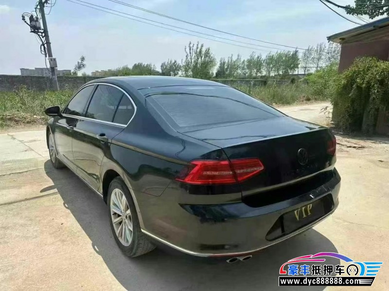 17年大众迈腾轿车抵押车出售