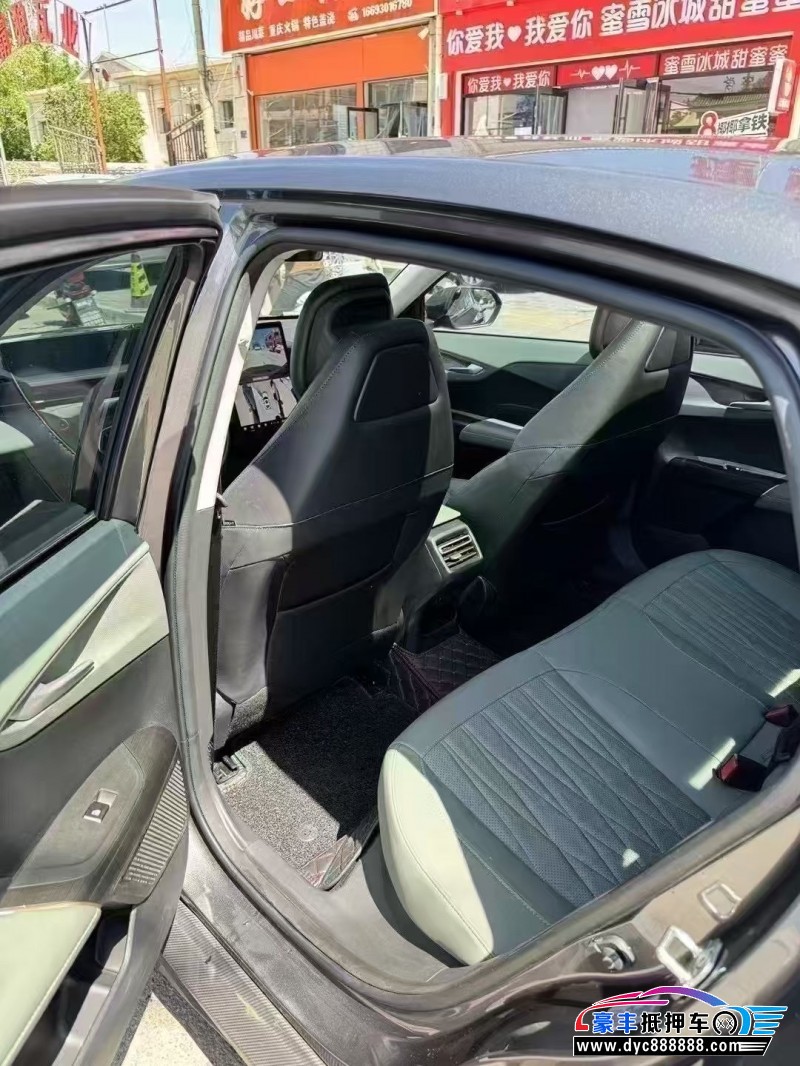 23年长安逸达轿车抵押车出售