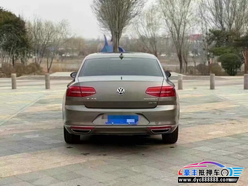 17年大众迈腾轿车抵押车出售