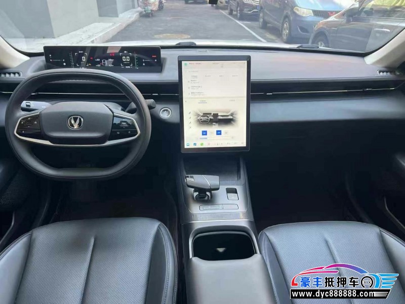 24年长安逸达轿车抵押车出售