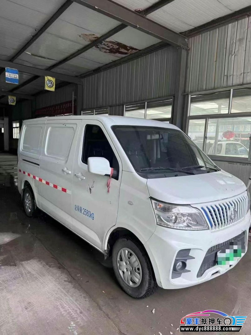 23年长安睿行轿车抵押车出售