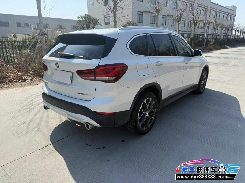 21年宝马X1轿车抵押车出售