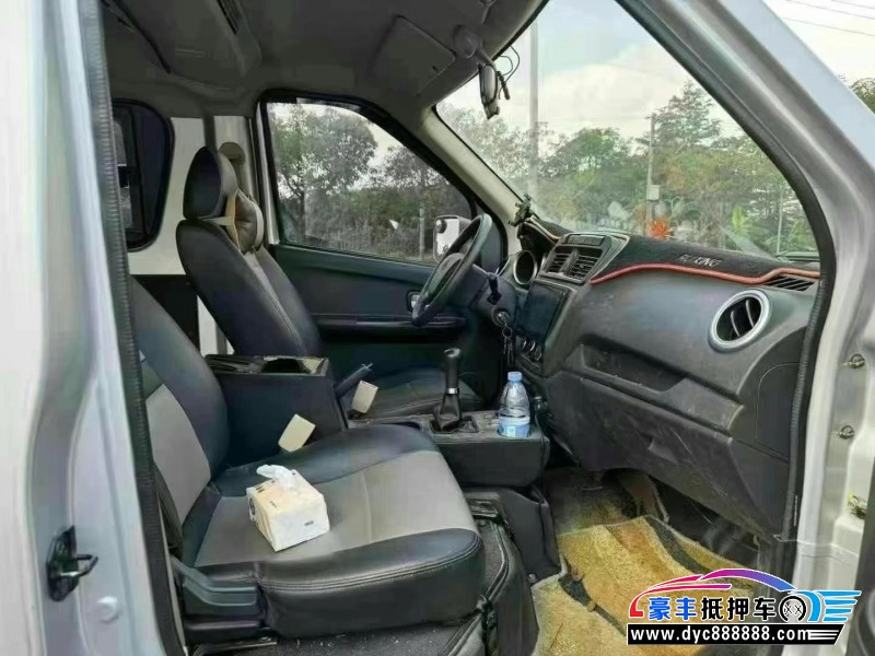 21年长安睿行轿车抵押车出售