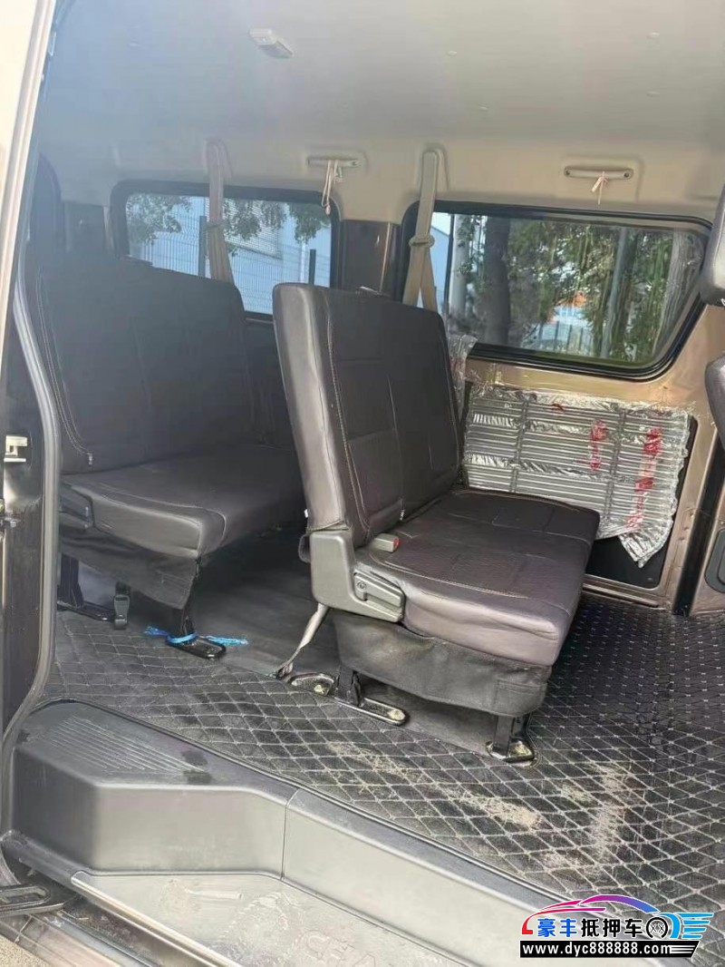 24年长安睿行轿车抵押车出售