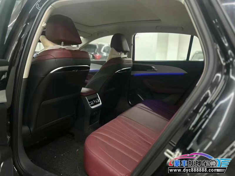 25年红旗H5轿车抵押车出售