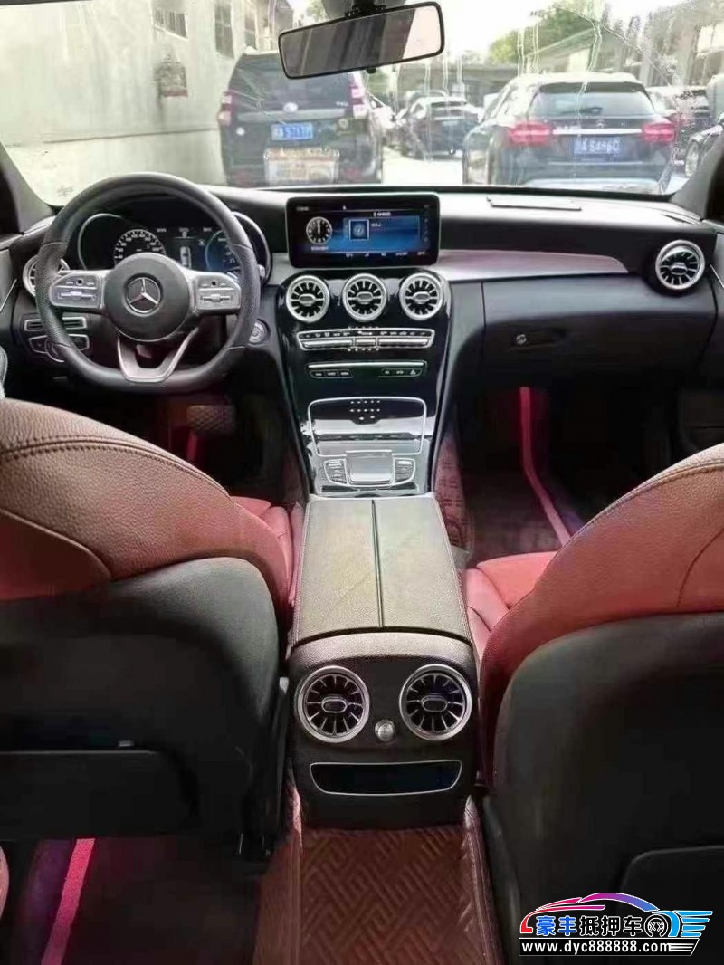 20年奔驰C轿车抵押车出售