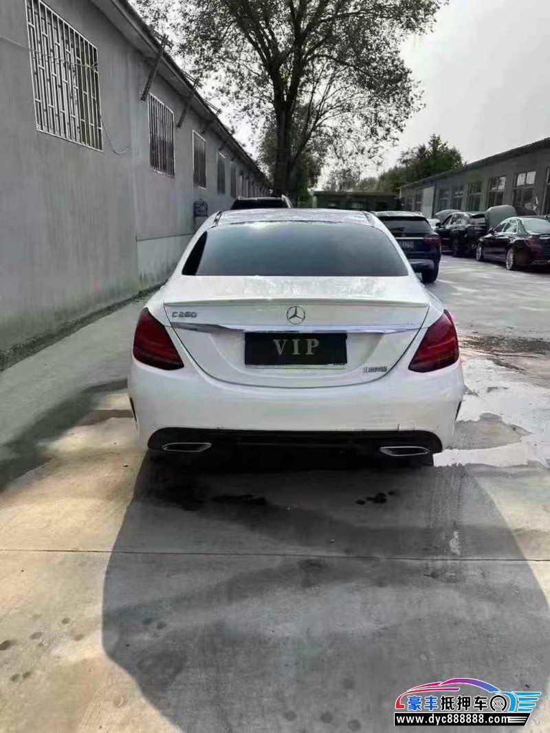 20年奔驰C轿车抵押车出售
