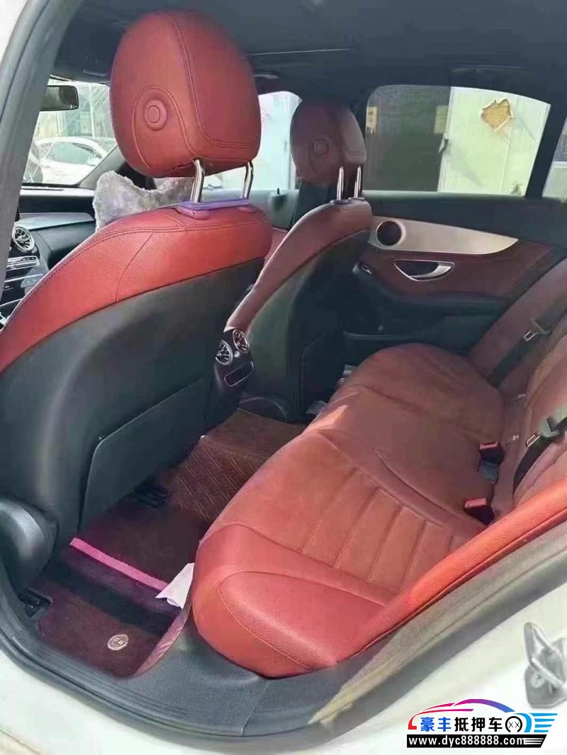 20年奔驰C轿车抵押车出售