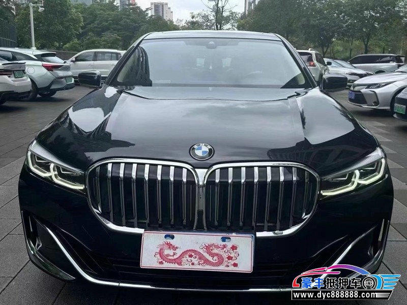 21年宝马7系轿车抵押车出售