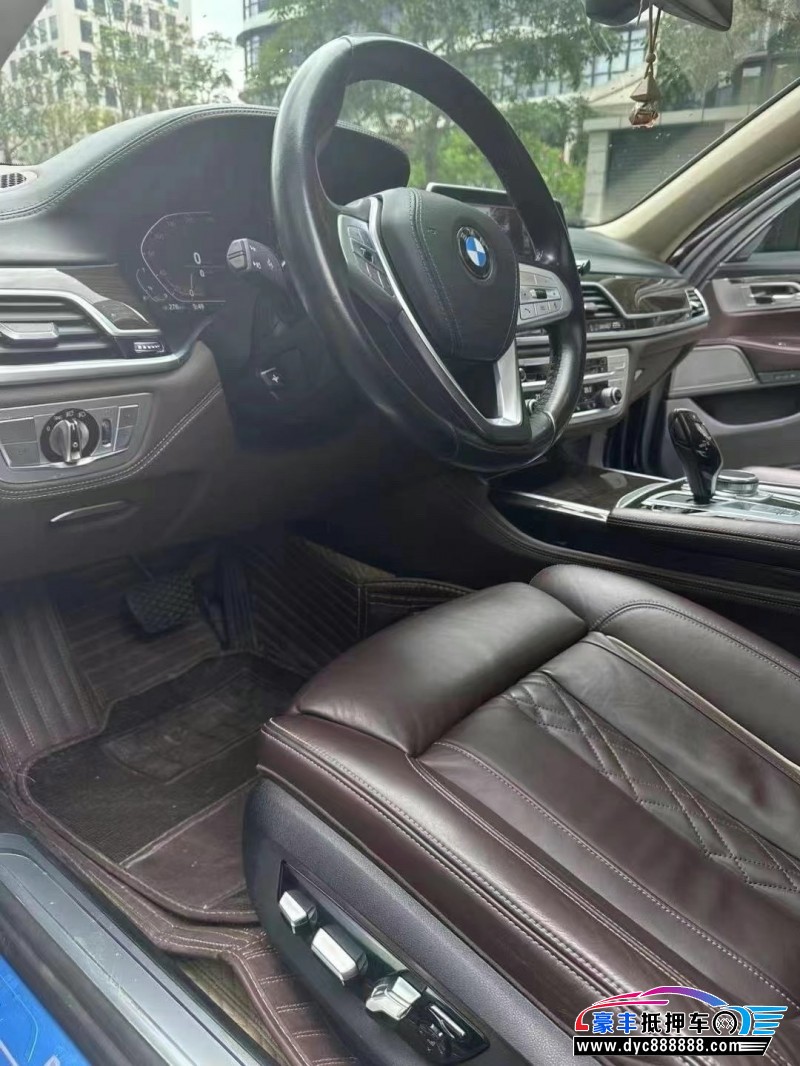 21年宝马7系轿车抵押车出售