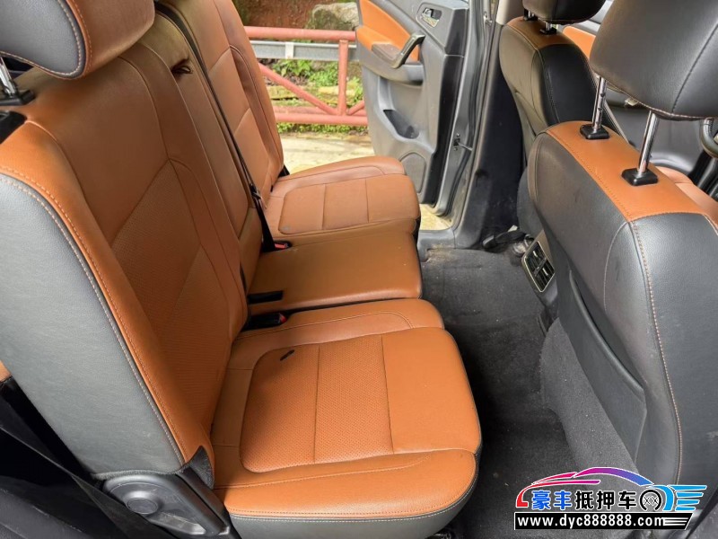 17年长安CX70轿车抵押车出售