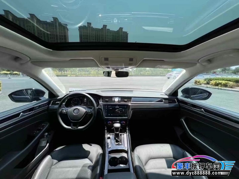 18年大众辉昂轿车抵押车出售