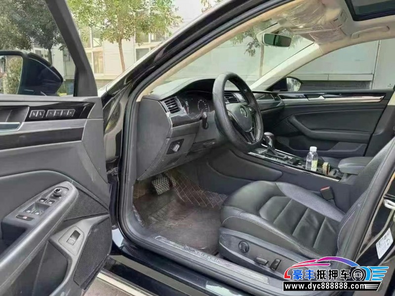 21年大众辉昂轿车抵押车出售