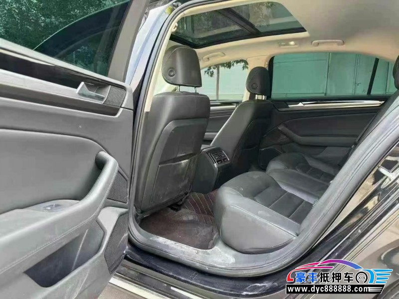 21年大众辉昂轿车抵押车出售