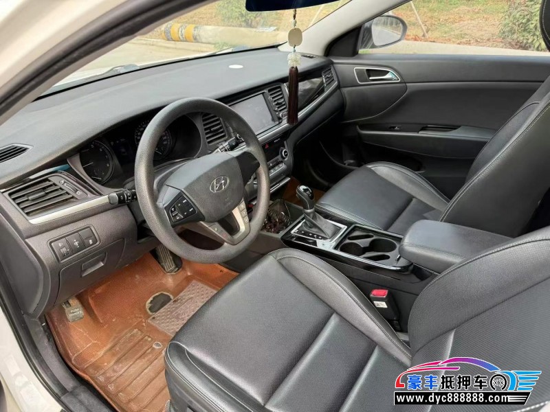 18年现代名图轿车抵押车出售