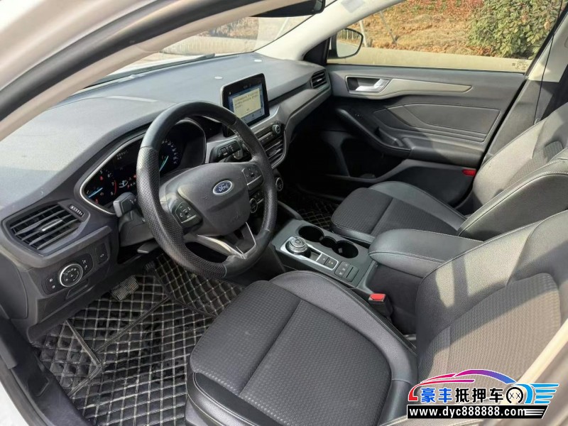 19年福特福克斯轿车抵押车出售