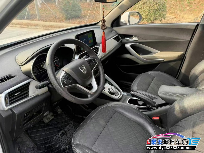 18年宝骏510轿车抵押车出售