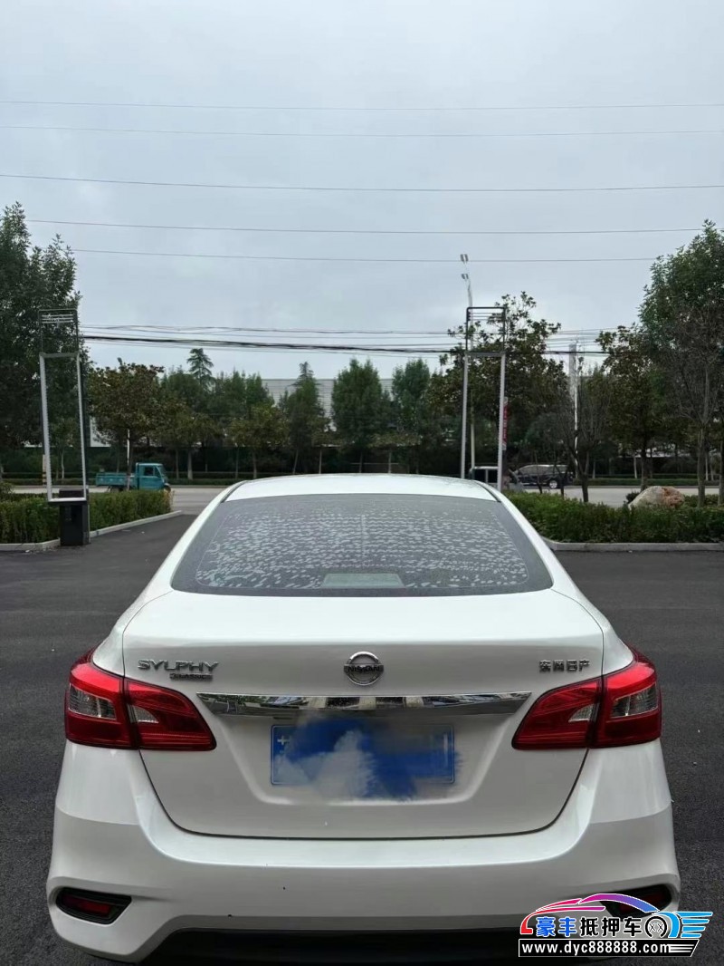 20年日产轩逸轿车抵押车出售