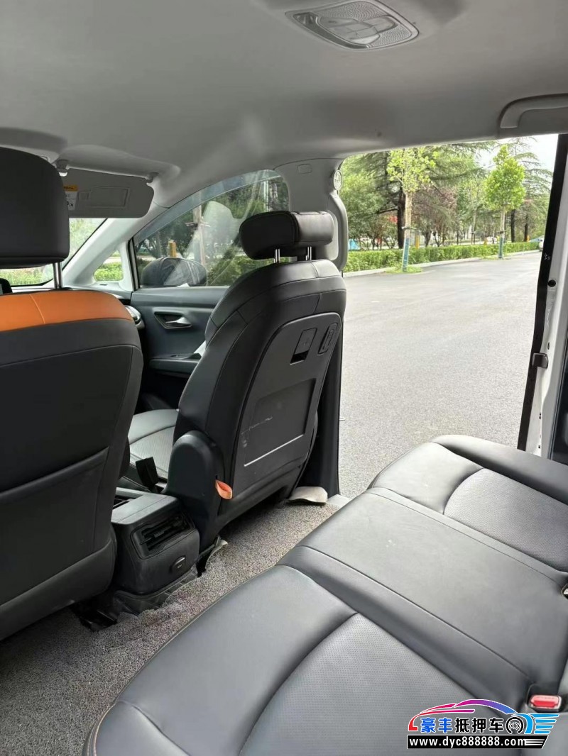 22年奔腾奔腾NAT轿车抵押车出售