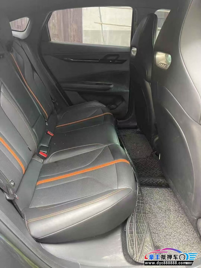 24年长安长安UNI轿车抵押车出售