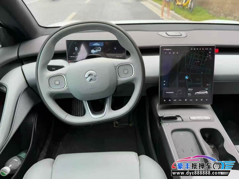 25年蔚来ET5轿车抵押车出售